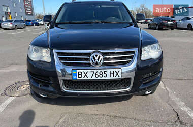 Позашляховик / Кросовер Volkswagen Touareg 2008 в Києві