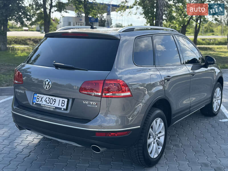 Внедорожник / Кроссовер Volkswagen Touareg 2011 в Тульчине