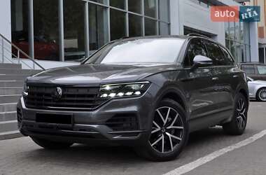 Внедорожник / Кроссовер Volkswagen Touareg 2022 в Одессе