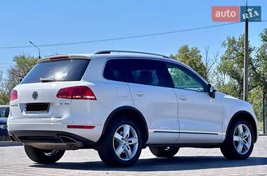 Внедорожник / Кроссовер Volkswagen Touareg 2012 в 