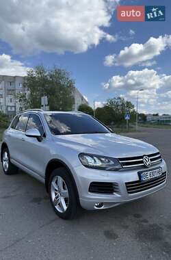 Позашляховик / Кросовер Volkswagen Touareg 2010 в Вознесенську