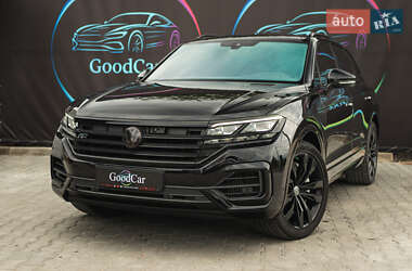 Позашляховик / Кросовер Volkswagen Touareg 2019 в Луцьку