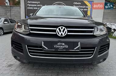 Внедорожник / Кроссовер Volkswagen Touareg 2011 в 