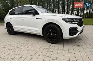 Внедорожник / Кроссовер Volkswagen Touareg 2022 в 