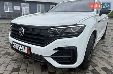 Внедорожник / Кроссовер Volkswagen Touareg 2022 в 