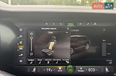 Внедорожник / Кроссовер Volkswagen Touareg 2022 в 