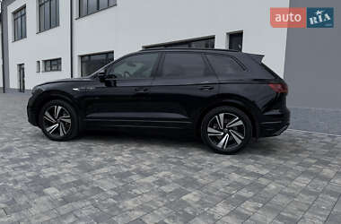 Внедорожник / Кроссовер Volkswagen Touareg 2022 в 