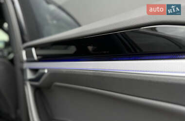 Внедорожник / Кроссовер Volkswagen Touareg 2022 в 