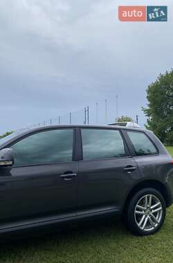 Внедорожник / Кроссовер Volkswagen Touareg 2009 в 