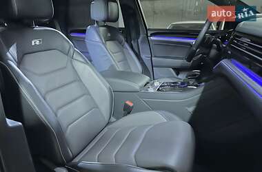 Внедорожник / Кроссовер Volkswagen Touareg 2021 в 