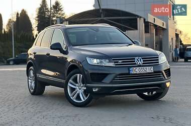Внедорожник / Кроссовер Volkswagen Touareg 2016 в Львове