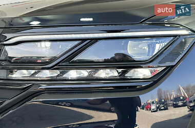 Позашляховик / Кросовер Volkswagen Touareg 2019 в 