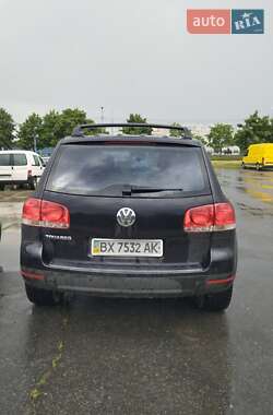 Позашляховик / Кросовер Volkswagen Touareg 2003 в 