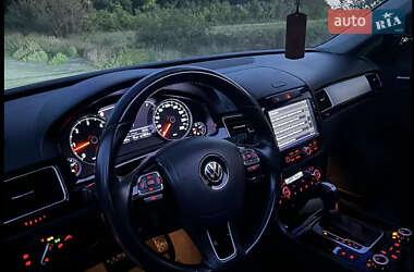 Внедорожник / Кроссовер Volkswagen Touareg 2011 в Косове