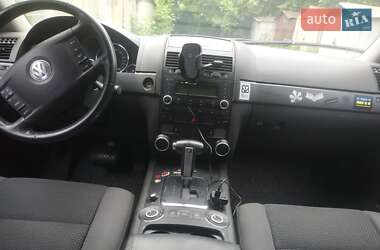 Внедорожник / Кроссовер Volkswagen Touareg 2007 в 