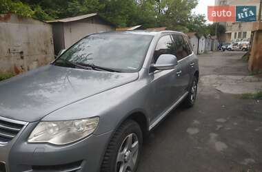 Внедорожник / Кроссовер Volkswagen Touareg 2007 в 