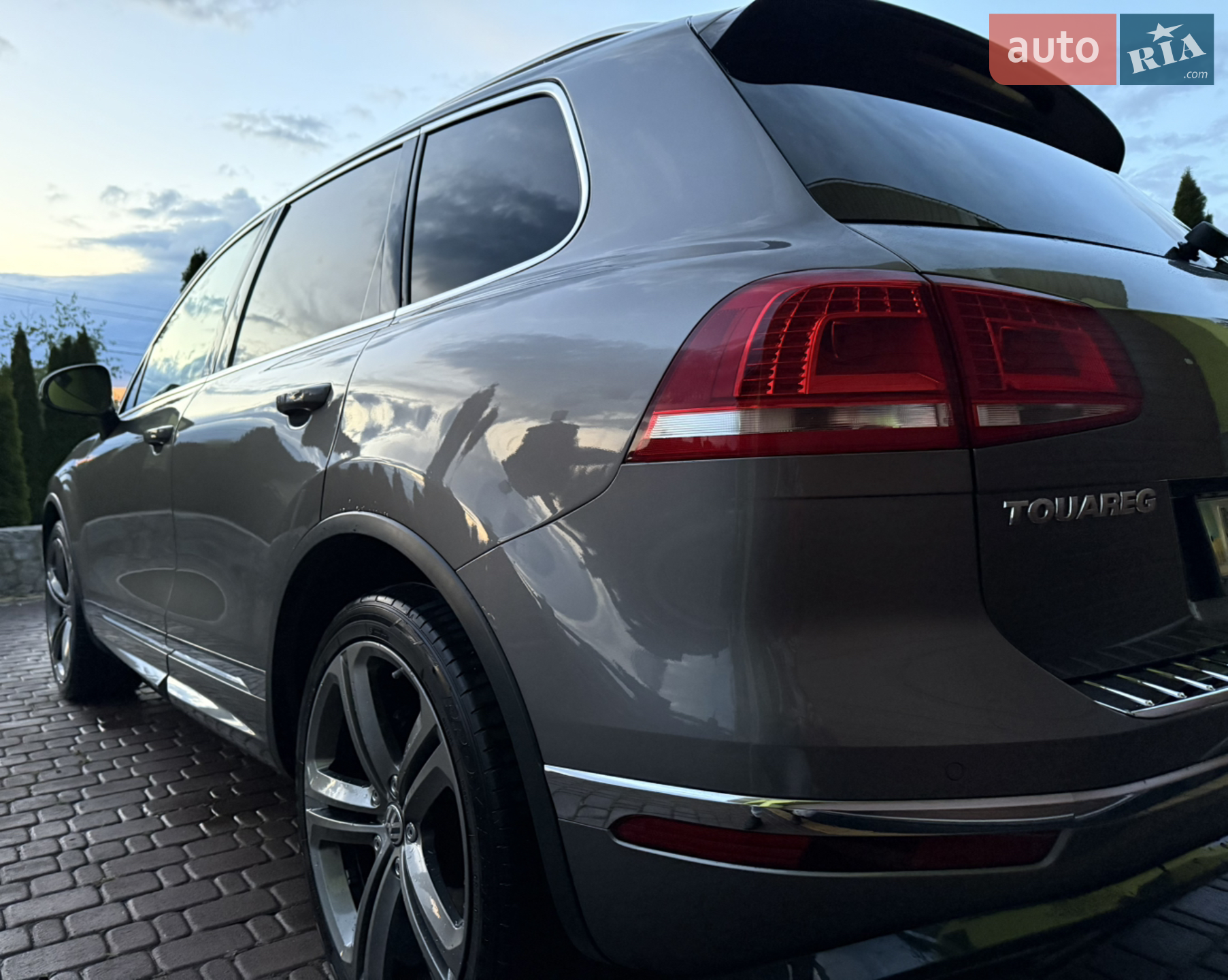 2016 Volkswagen Touareg - мініатюра 12