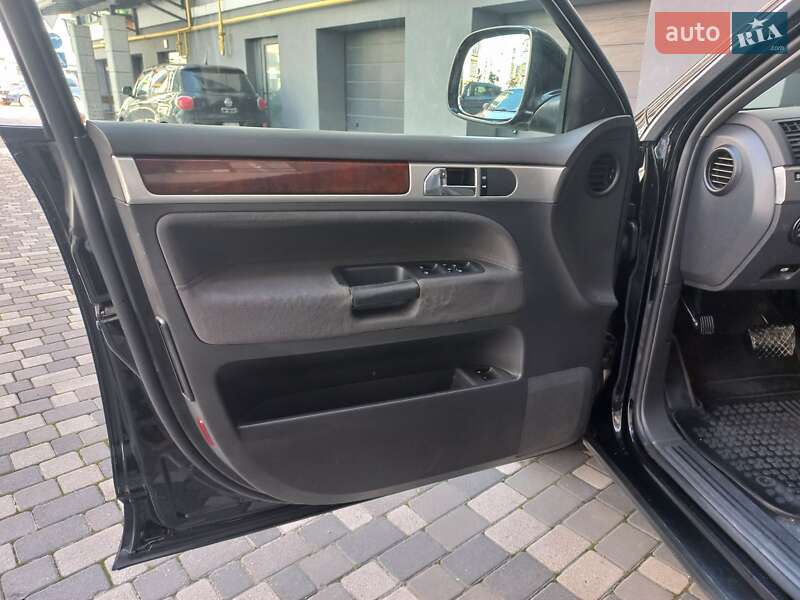 Внедорожник / Кроссовер Volkswagen Touareg 2008 в Ивано-Франковске