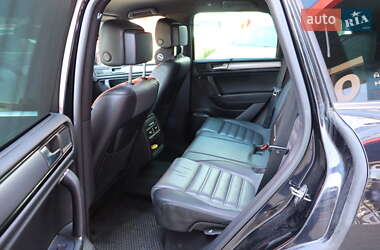 Внедорожник / Кроссовер Volkswagen Touareg 2013 в 