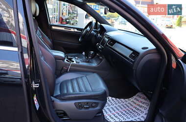Внедорожник / Кроссовер Volkswagen Touareg 2013 в 