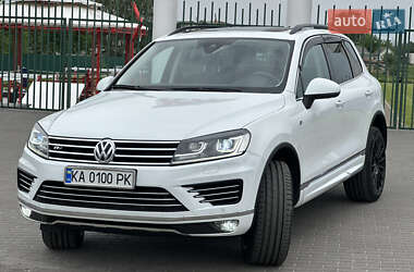 Позашляховик / Кросовер Volkswagen Touareg 2016 в Броварах