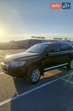 Позашляховик / Кросовер Volkswagen Touareg 2007 в 