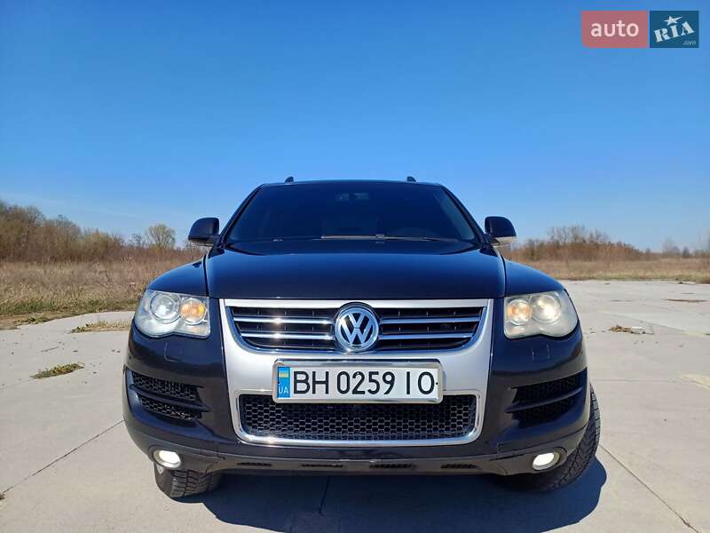 Внедорожник / Кроссовер Volkswagen Touareg 2007 в Нежине