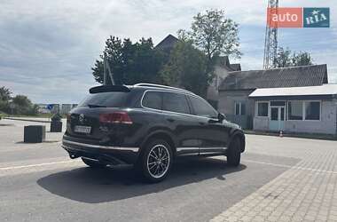 Позашляховик / Кросовер Volkswagen Touareg 2015 в 