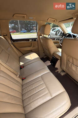 Позашляховик / Кросовер Volkswagen Touareg 2007 в 