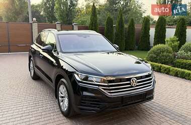 Внедорожник / Кроссовер Volkswagen Touareg 2019 в Кропивницком