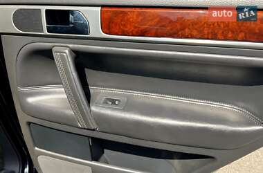 Внедорожник / Кроссовер Volkswagen Touareg 2006 в 