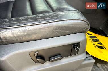 Внедорожник / Кроссовер Volkswagen Touareg 2006 в 
