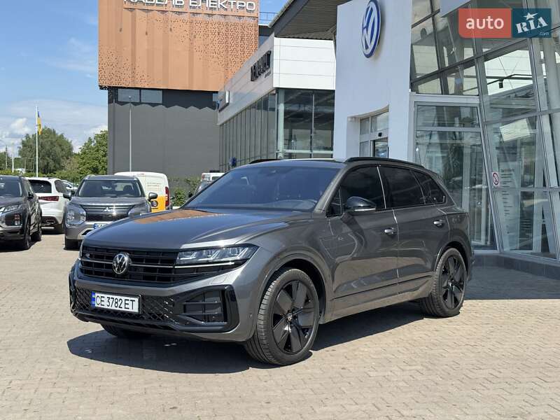 Внедорожник / Кроссовер Volkswagen Touareg 2023 в 
