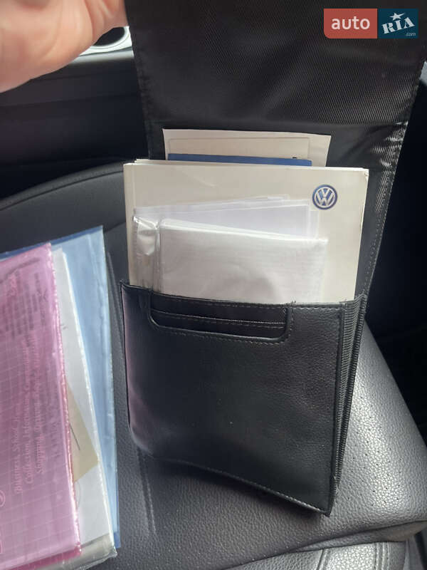 Позашляховик / Кросовер Volkswagen Touareg 2015 в Дніпрі