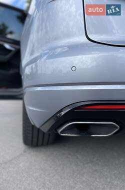 Внедорожник / Кроссовер Volkswagen Touareg 2022 в 