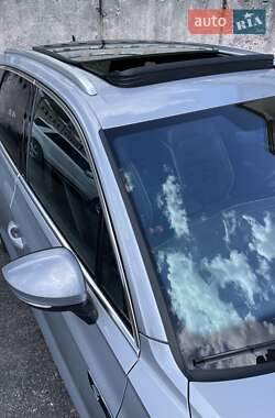 Внедорожник / Кроссовер Volkswagen Touareg 2022 в 