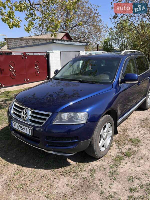 Позашляховик / Кросовер Volkswagen Touareg 2006 в Харкові