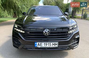 Внедорожник / Кроссовер Volkswagen Touareg 2023 в 
