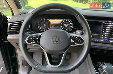 Внедорожник / Кроссовер Volkswagen Touareg 2023 в 