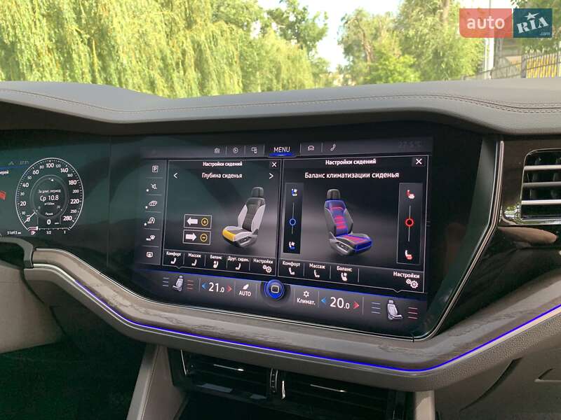 Позашляховик / Кросовер Volkswagen Touareg 2023 в Кривому Розі