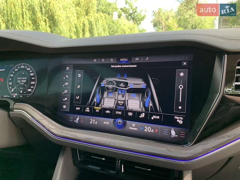 Позашляховик / Кросовер Volkswagen Touareg 2023 в Кривому Розі