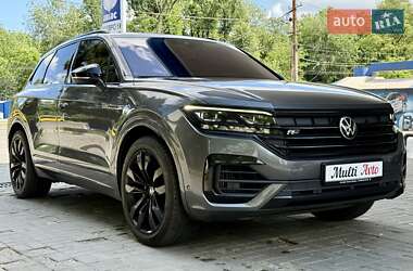 Позашляховик / Кросовер Volkswagen Touareg 2020 в 