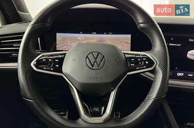Позашляховик / Кросовер Volkswagen Touareg 2022 в 