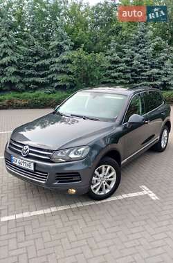 Позашляховик / Кросовер Volkswagen Touareg 2012 в  фото 10 Позашляховик / Кросовер Volkswagen Touareg 2012 в