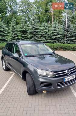 Позашляховик / Кросовер Volkswagen Touareg 2012 в  фото 13 Позашляховик / Кросовер Volkswagen Touareg 2012 в