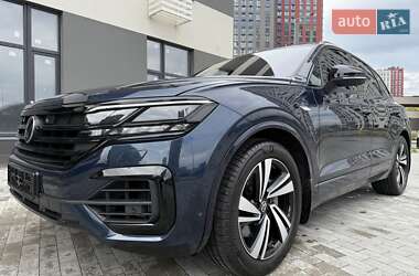 Позашляховик / Кросовер Volkswagen Touareg 2023 в Києві