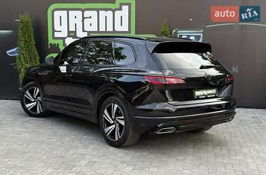 Внедорожник / Кроссовер Volkswagen Touareg 2020 в 