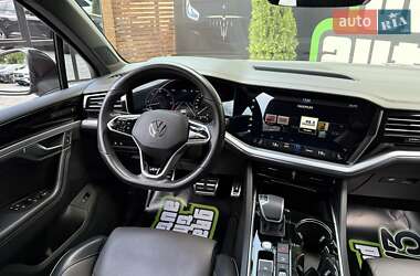 Внедорожник / Кроссовер Volkswagen Touareg 2020 в 