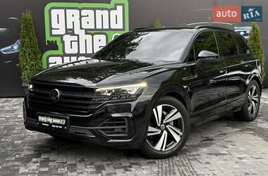 Внедорожник / Кроссовер Volkswagen Touareg 2020 в 