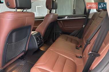 Внедорожник / Кроссовер Volkswagen Touareg 2018 в 
